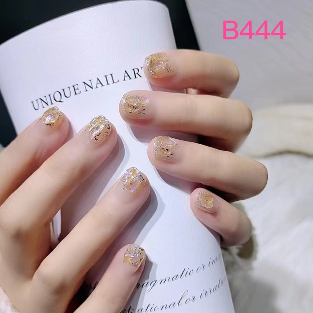 Short Nail Art—24 pieces/box +1 glue【28】